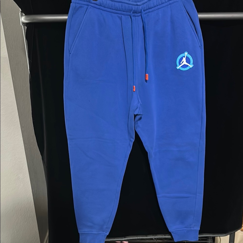 Jordan Flight MVP Fleece Pants in Game Royal Blue

DV7596-480